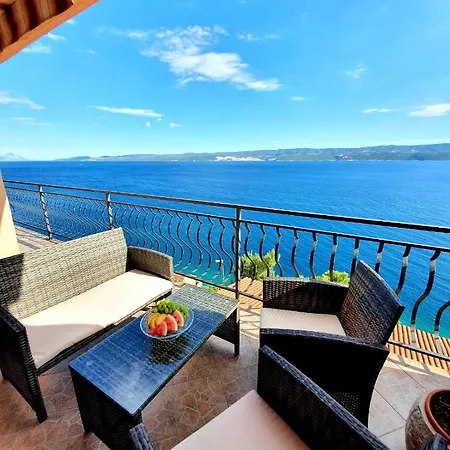 Apartment Zadoda Omiš Kültér fotó